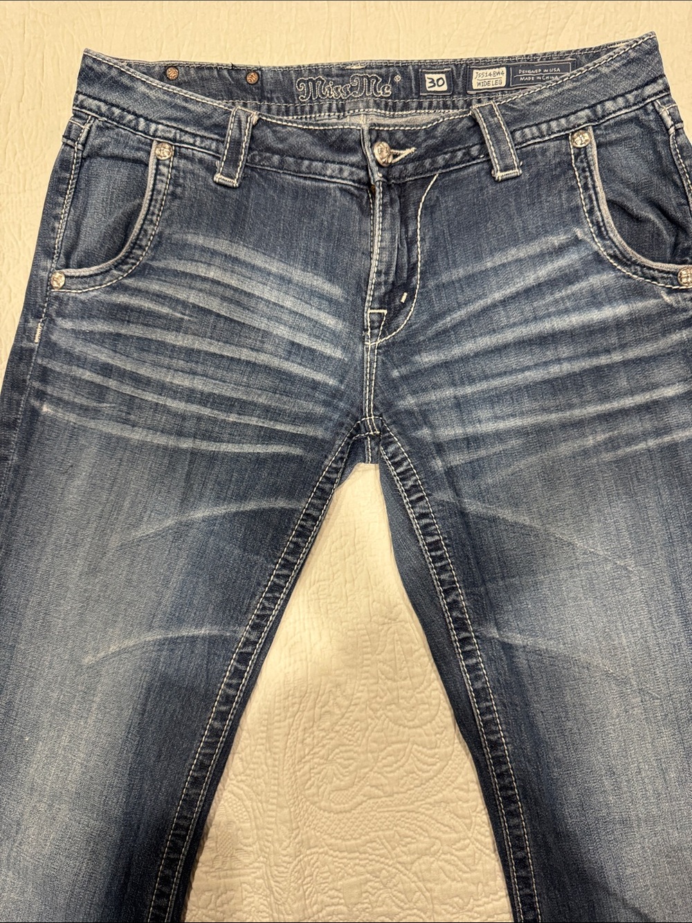 Miss Me WoMen’s Faded Blue Slim Straight Jeans